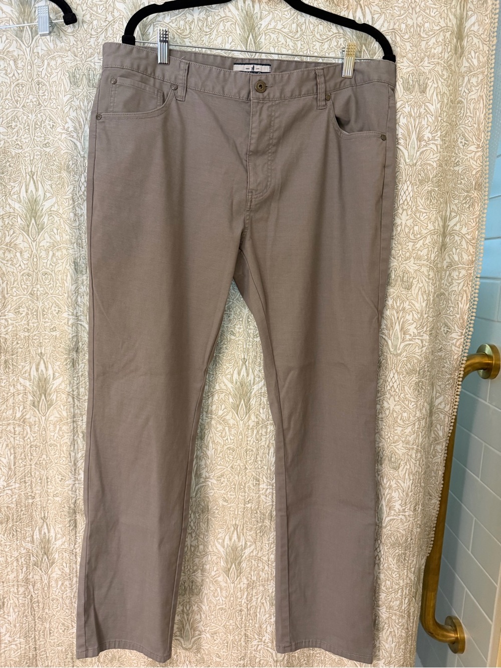 Johnnie Os Straight Fit Pants in grey